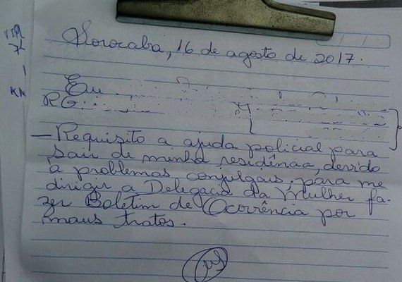 Mulher acamada denuncia maus-tratos do marido em bilhete: 'Requisito ajuda policial'