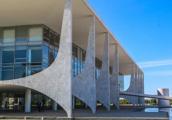 Brasil repudia revogação de visto de embaixadora nos Estados Unidos