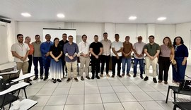 SEMSC e trade turístico debatem ordenamento da orla marítima de Maceió