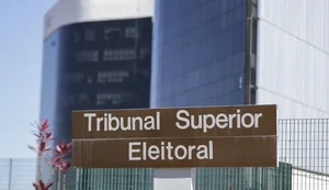 TSE barra anúncios de Lula acusando Flávio de ser contra escala 6x1