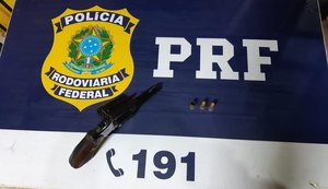 PRF prende duas pessoas que tinham acabado de roubar um homem em Palmeira dos Índios