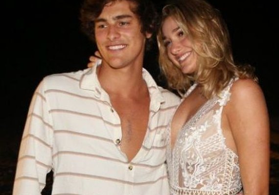 Sasha Meneghel e Bruno Montaleone namoram há dois meses e têm aprovação de Xuxa