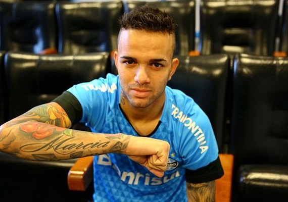 Luan desabafa após título e rebate provocações de Sasha: 'Ele é um c*'