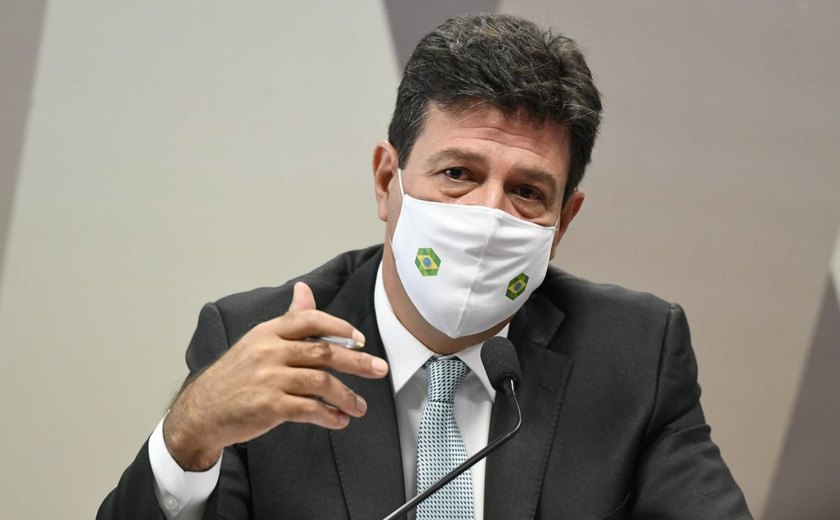 Mandetta diz na CPI da Covid que Bolsonaro queria que Anvisa alterasse bula da cloroquina