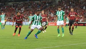 Atlético-PR desencanta no Estadual e bate o rival Coritiba