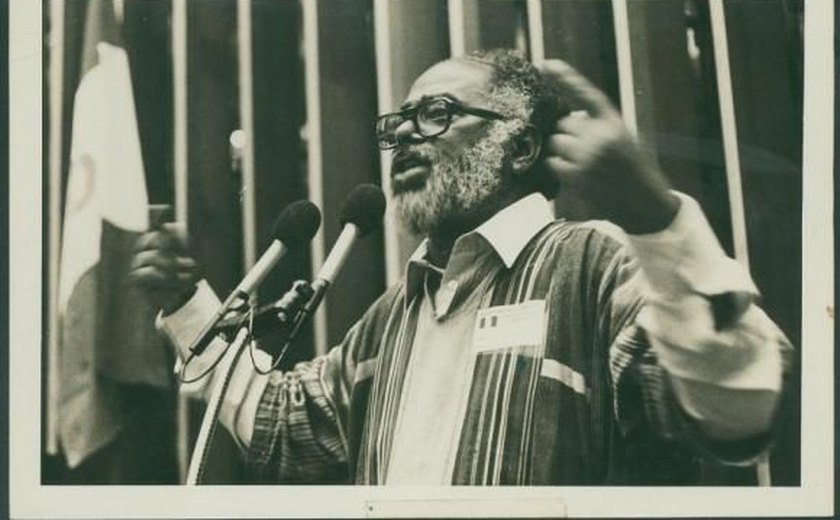 Mostra em SP apresenta legado de Abdias Nascimento no combate ao racismo
