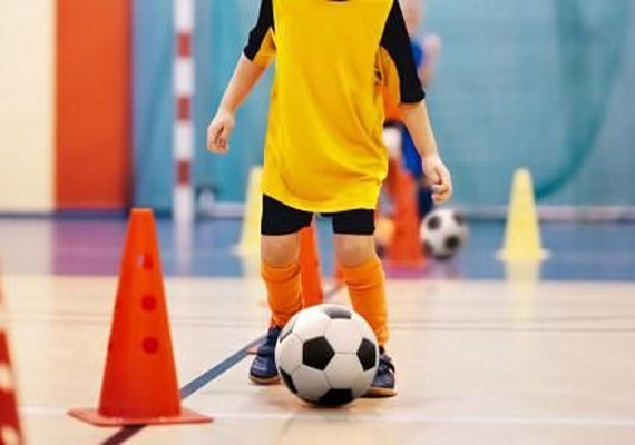 Escolinha Sesc de Futsal oferece 90 vagas gratuitas; saiba como concorrer