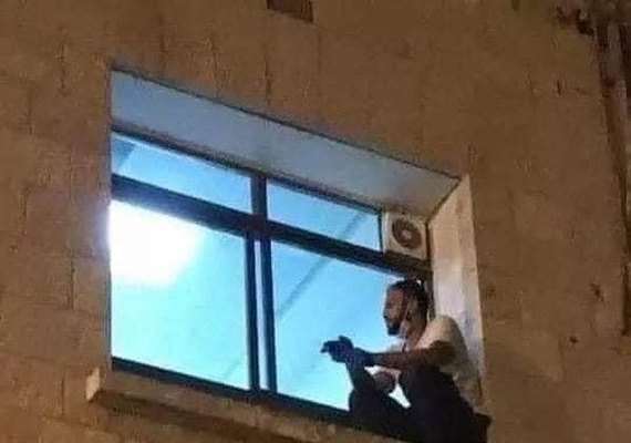 Homem que escalou parede de hospital para ver mãe com Covid-19