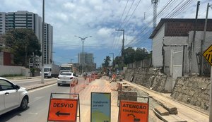 BRK realiza obra de ampliação da rede coletora de esgoto no litoral norte de Maceió