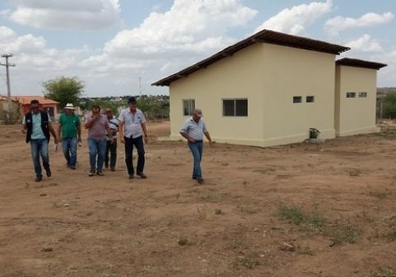 'Por que vamos ter um plano B a Lula? Para gáudio dos golpistas?'