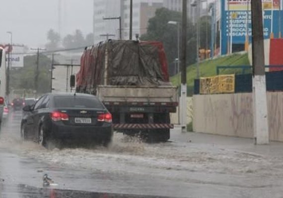 Previsão é de chuva durante a semana no litoral do Nordeste