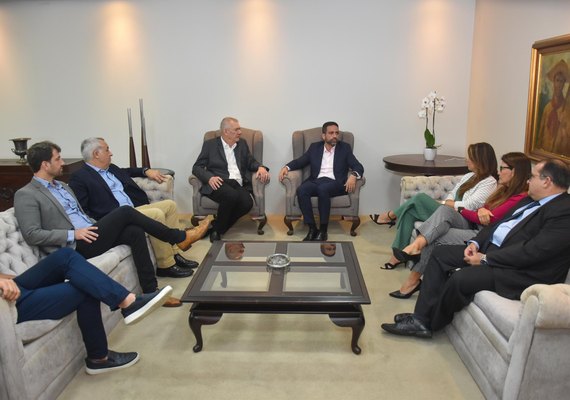 Paulo Dantas garante mais investimentos para o turismo durante encontro com CEO da CVC