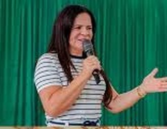 Justiça Eleitoral cassa prefeita e vice de Barra de Santo Antônio por abuso de poder e compra de votos