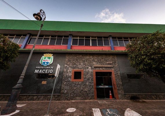 Prefeitura de Maceió decreta ponto facultativo na próxima sexta-feira (1º)