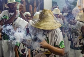 Exposição “Encruzilhada” propõe olhar sensível sobre entidades das religiões de matriz africana