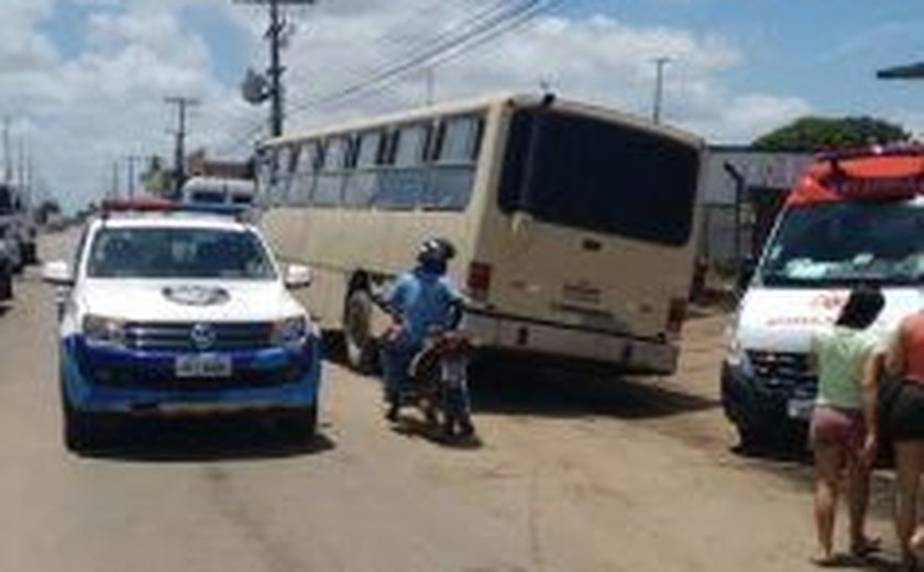 Órgãos públicos, ônibus e torres de telefonia são atacados no Ceará