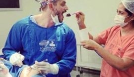 Ex-BBB Marcos Harter posta foto comendo em cirurgia; conselho investiga