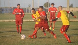 Em preparação para enfrentar o Goiás, CRB treina em dois períodos nesta terça