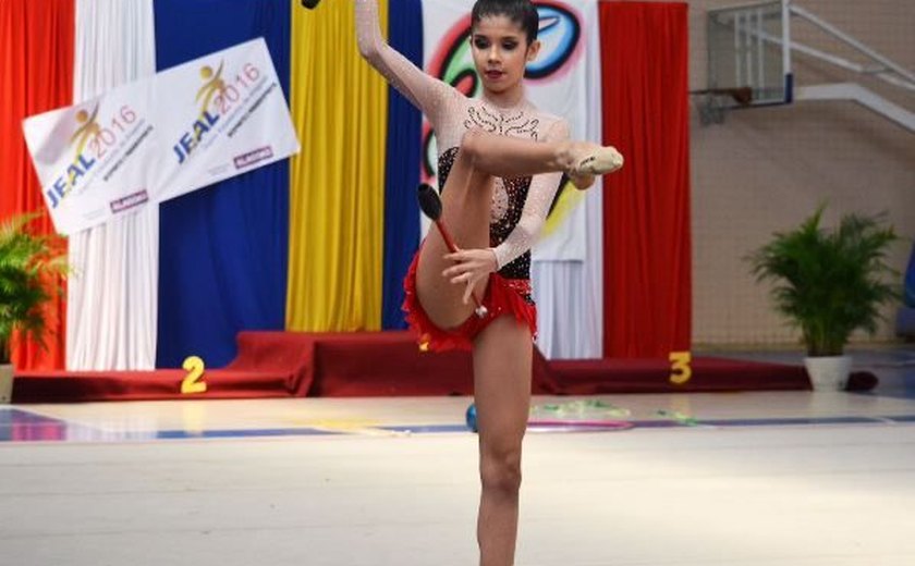 Sesc Alagoas oferece 30 vagas gratuitas para escolinha de ginástica rítmica