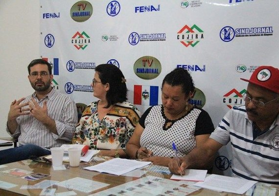 JusDh e movimentos sociais protestam contra congresso de magistrados em Maceió