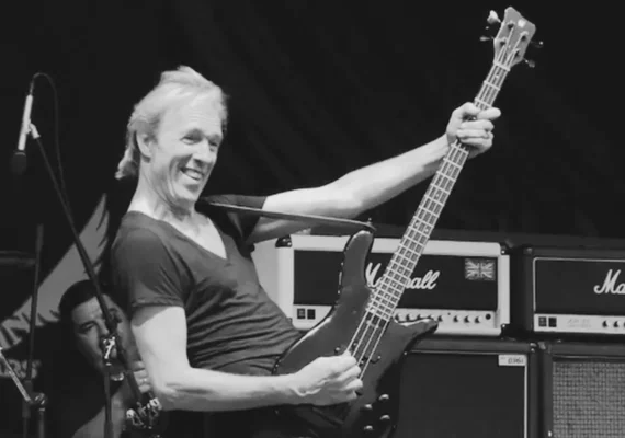 Morre Francis Buchholz, baixista da fase mais popular do Scorpions