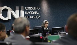 Após críticas de Renan, Cármen Lúcia exige respeito ao Judiciário
