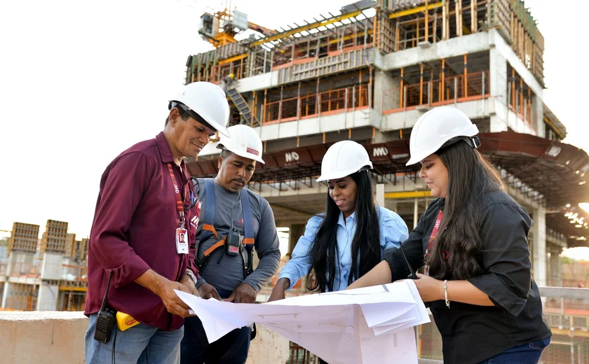 Da obra à gestão: em dois anos, ingresso de mulheres na construção civil cresce 22%