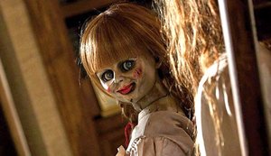 'Annabelle 3': Boneca maligna toca o terror no primeiro trailer da sequência