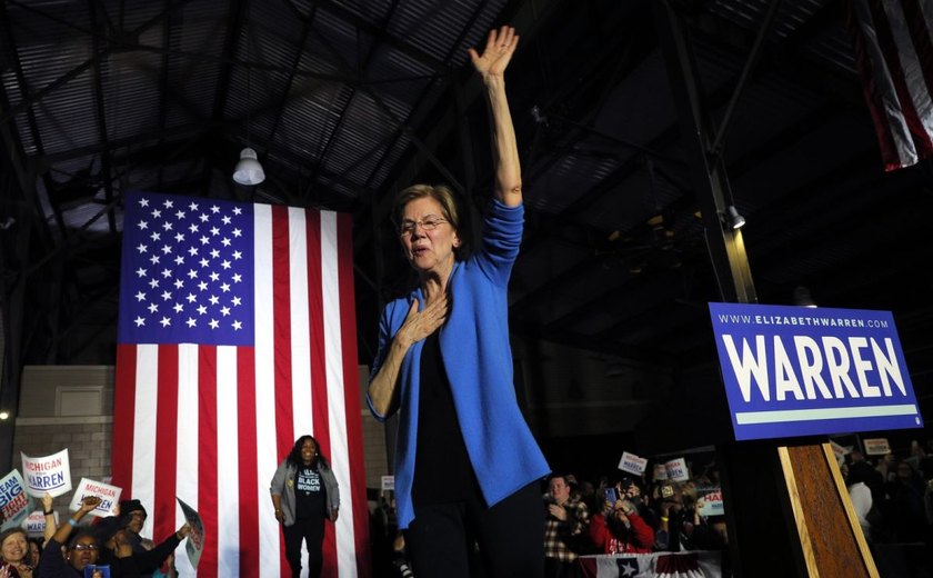 Elizabeth Warren desiste de concorrer à presidência dos EUA
