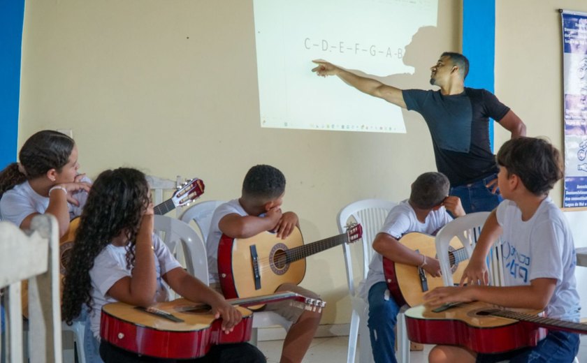 Alunos de Craíbas finalizam projetos musicais apoiados pela MVV