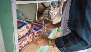 Vigilância Sanitária de Maceió apreende meia tonelada de alimentos impróprios para consumo