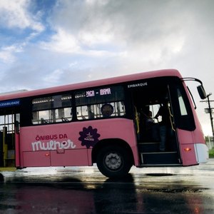 Ônibus da Mulher registra 90 mil embarques em três meses