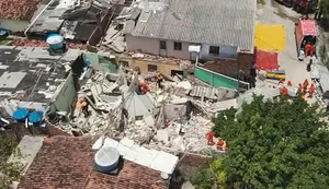 Desabamento em Olinda deixa dois mortos e feridos