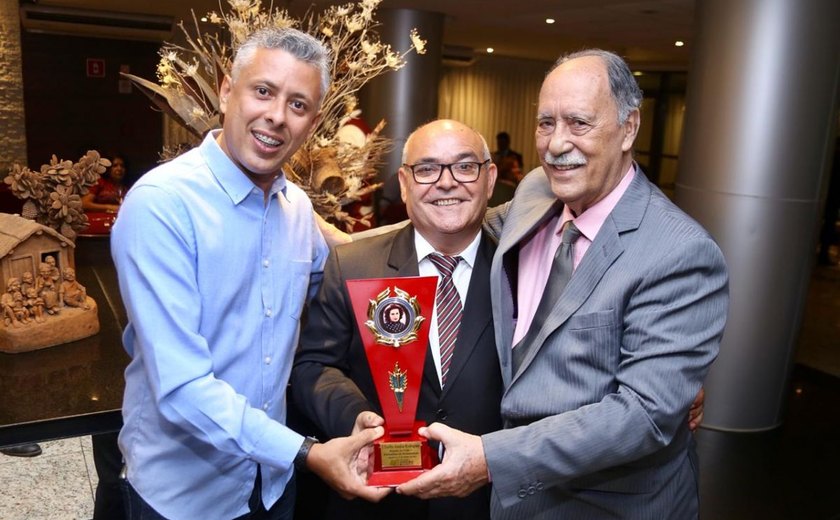 Arapiraca recebe prêmio de melhor programa de entretenimento da TV alagoana