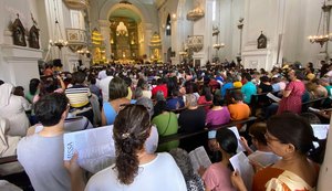 Missa Solene de Nossa Senhora dos Prazeres reúne clero e fiéis na Catedral de Maceió