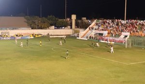 Coruripe e Penedense empatam primeiro jogo da semifinal da Copa Alagoas