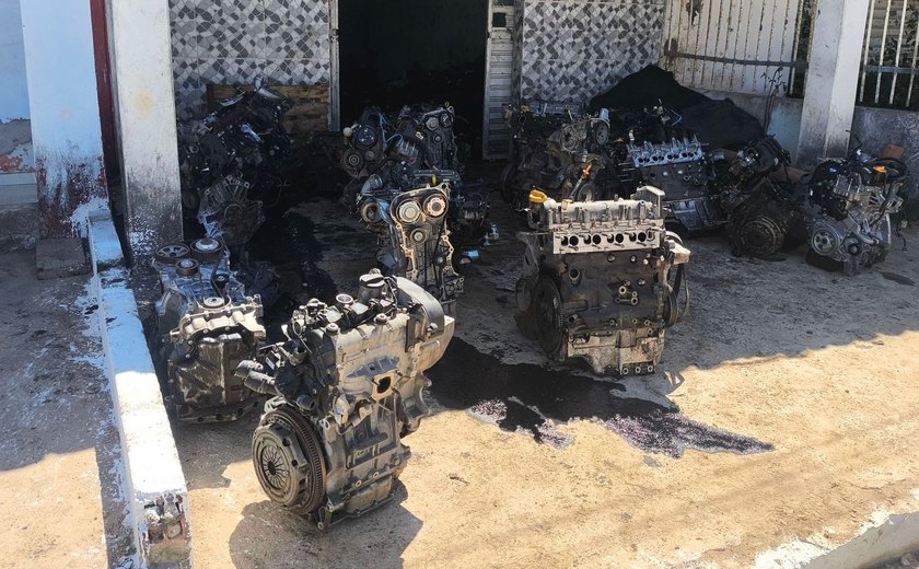 PM participa de operação e desarticula ponto de desmanche e comércio ilegal de veículos no Agreste