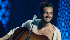 Cantor Tiago Iorc é internado às pressas com fortes dores