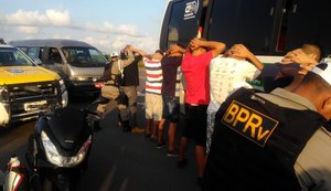 Em operação em Anadia, BPRv recolhe três CRLVs e uma CNH