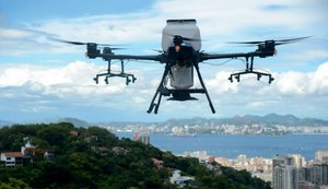 Drone atirador