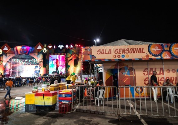 Sala sensorial amplia inclusão e acolhe pessoas neurodivergentes no São João Massayó 2026