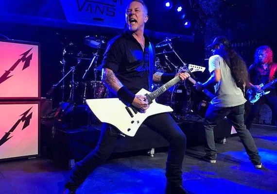 Metallica alcança o topo da parada da 'Billboard' com seu novo álbum