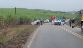 Colisão entre carro e caminhonete deixa uma pessoa ferida na BR-416