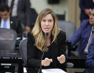 Deputada solicita capacitação permanente para equipes odontológicas das UPAs, HGE e Hospital do Coração