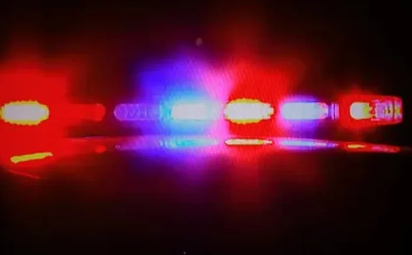 Mãe quebra dente do namorado após ele gravar enteada de 7 anos de calcinha