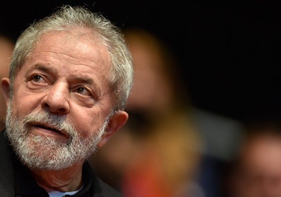 Por caso do triplex, Lula é condenado na Lava Jato a 9 anos e 6 meses de prisão