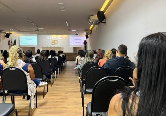 Seminário aborda estratégias de prevenção e combate às hepatites virais
