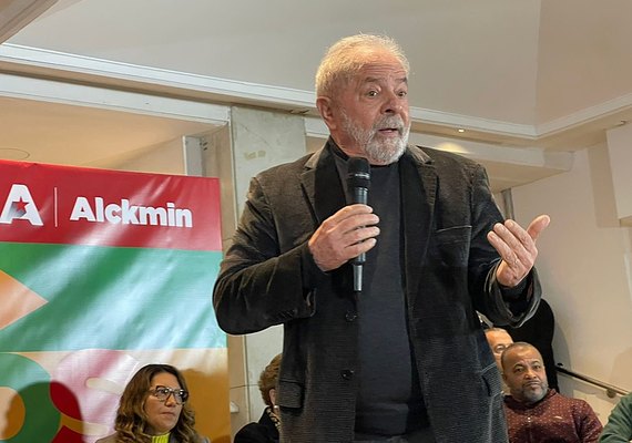 Lula diz que cooperativismo pode ser forma de enfrentar a crise