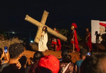 Teatro da Paixão de Cristo em Arapiraca é transmitido ao vivo