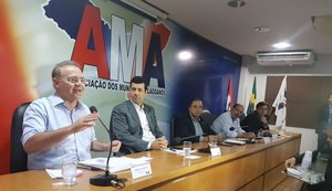 Na AMA, Renan reforça seu compromisso com a pauta municipalista